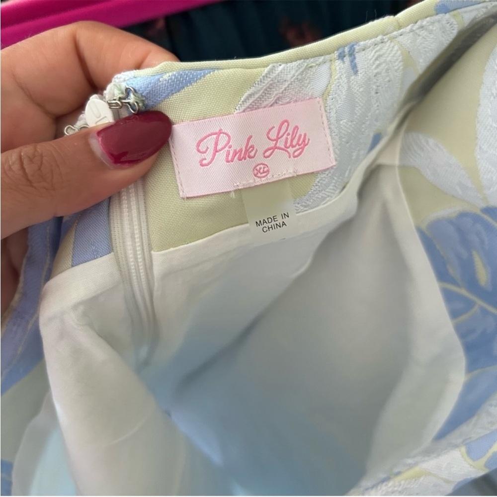 Pink Lily Blue and White Floral Two-Piece Skirt Set - Picture 6 of 11